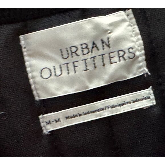 URBAN OUTFITTERS Quilted Crew Neck Cropped Sweatshirt Size M - Picture 7 of 8